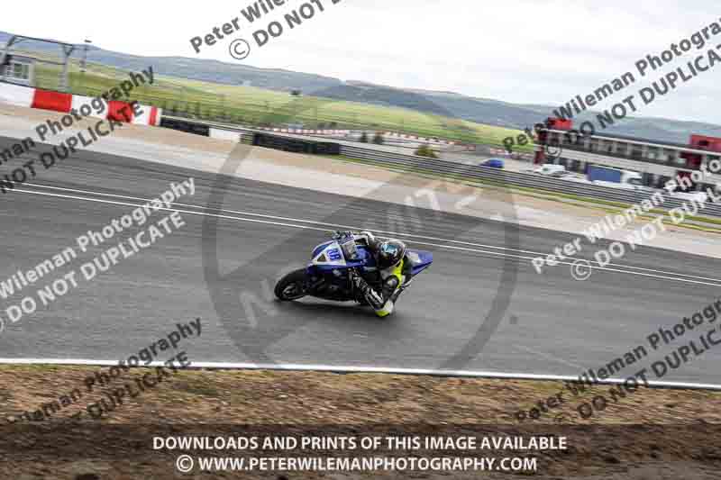 cadwell no limits trackday;cadwell park;cadwell park photographs;cadwell trackday photographs;enduro digital images;event digital images;eventdigitalimages;navarra;no limits trackdays;peter wileman photography;racing digital images;trackday digital images;trackday photos